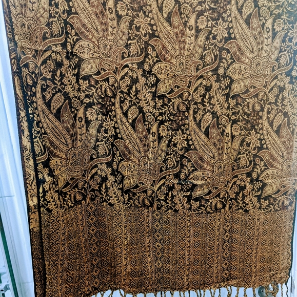 Pashmina/Silk Scarf with fringes - Golden/ Black - Picture 3 of 7